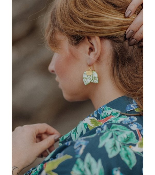 Leaves earring - green