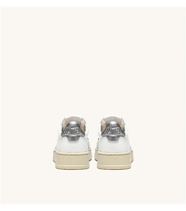 Sneaker piel detalle contraste Sneaker piel detalle contraste