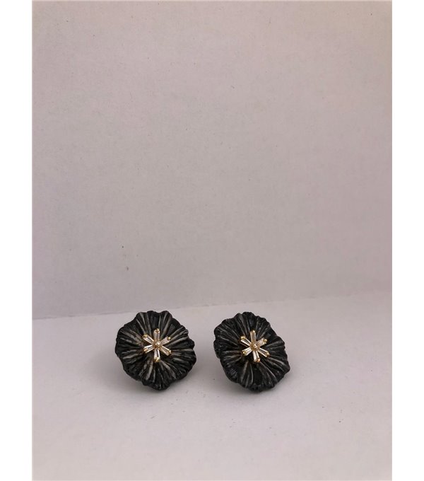 Pendientes flor negra