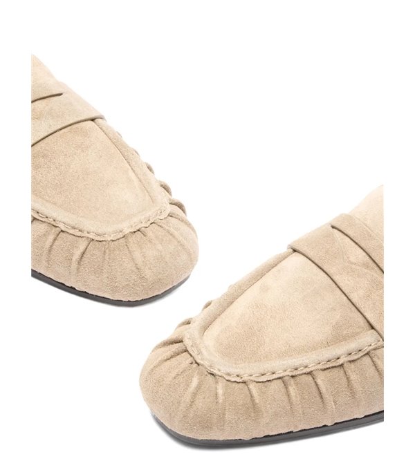 C/BROOKS-Mocasín ante C/BROOKS-Mocasín ante