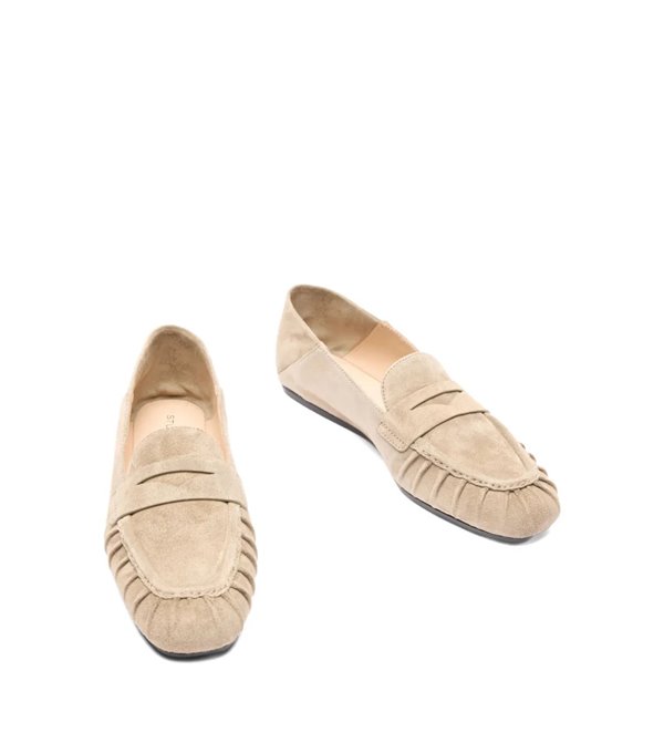 C/BROOKS-Mocasín ante C/BROOKS-Mocasín ante